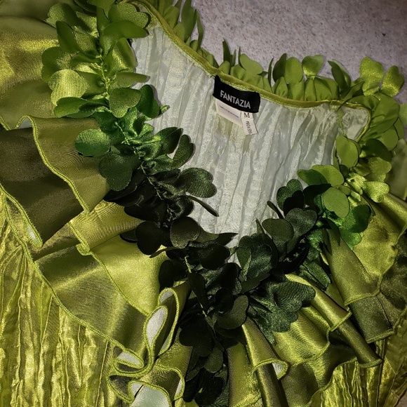 Shamrock Ruffle Green Blouse Fantazia Costume Top - Picture 2 of 6